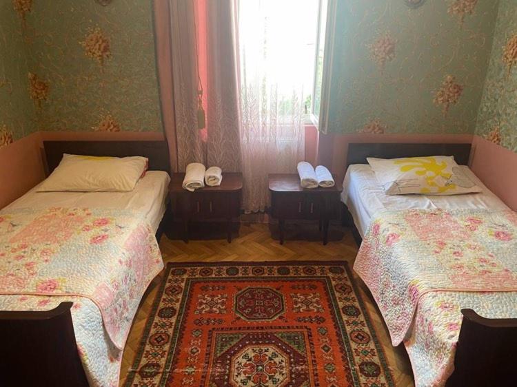 Hostel Castle Kutaisi Eksteriør billede